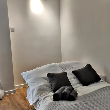 Apartment Przy Parku Wyspianskiego *